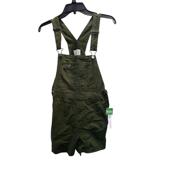 Tinseltown Green Denim Overalls Size M Casual One-Piece bib shorts - Picture 1 of 11